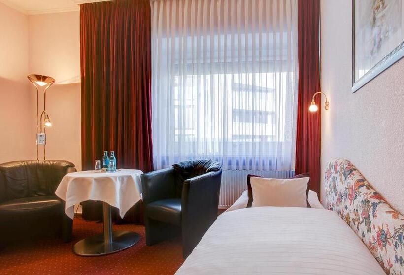 Ina Hotel Consul