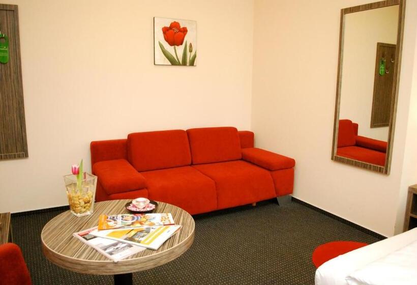 هتل Dietrichsdorfer Hof