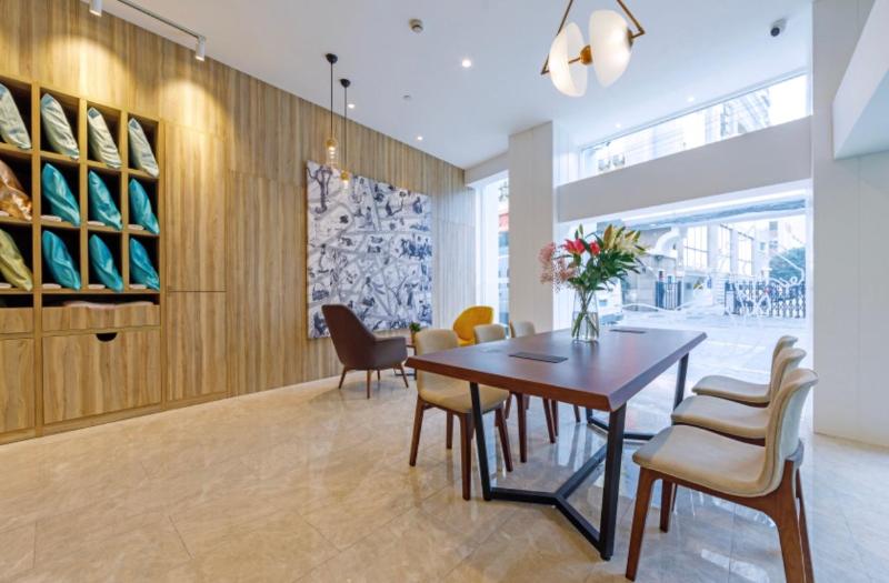 호텔 Hanting Premium  Shanghai South Xizang Road