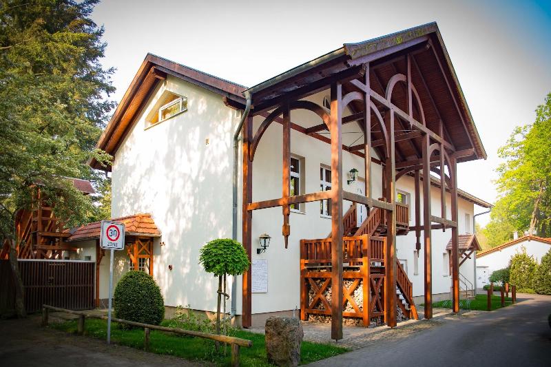 酒店 & Restaurant Waldschlosschen