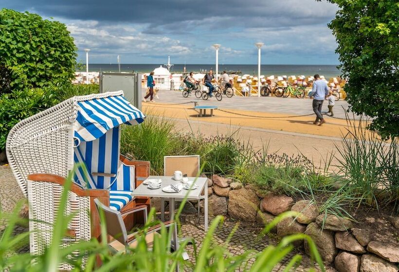 هتل Strandschlosschen