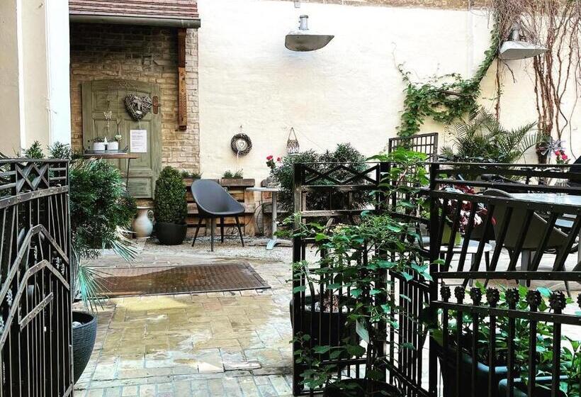 Walhalla Aparthotel Potsdam