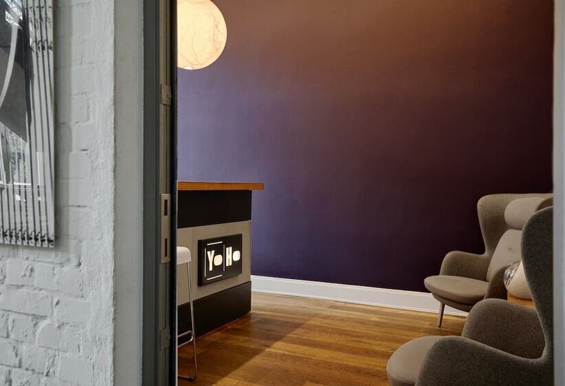 酒店 Yoho   The Young