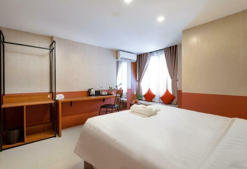 هاستل Hoianese Center Hotel   Truly Hoi An