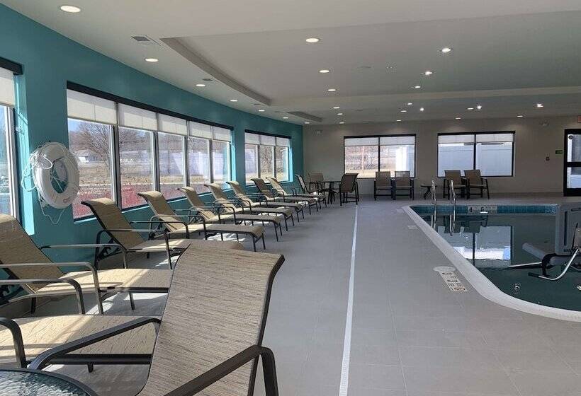هتل Best Western Plus Horseheads Inn & Suites