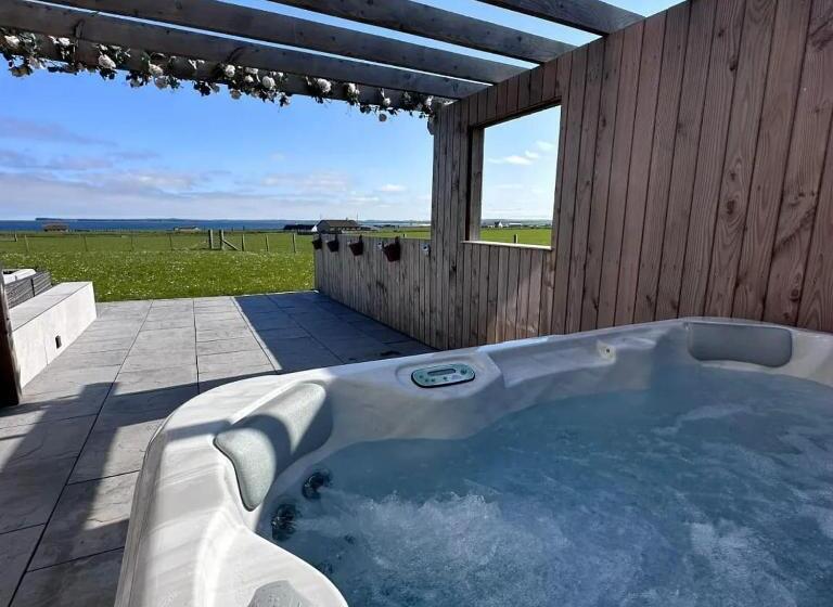 تختخواب و صبحانه Flotnar Hús   Ensuite Rooms
