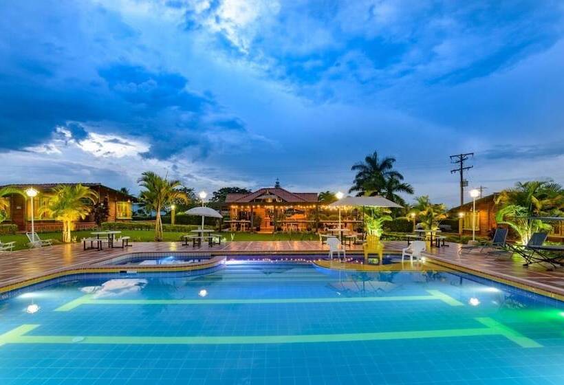 هتل Cabitat Cabañas