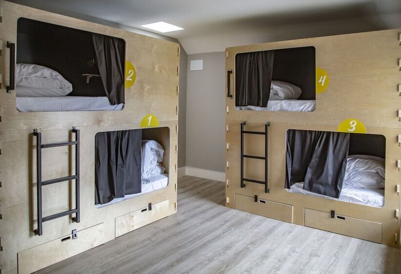 Leevin Hostel Mountjoy