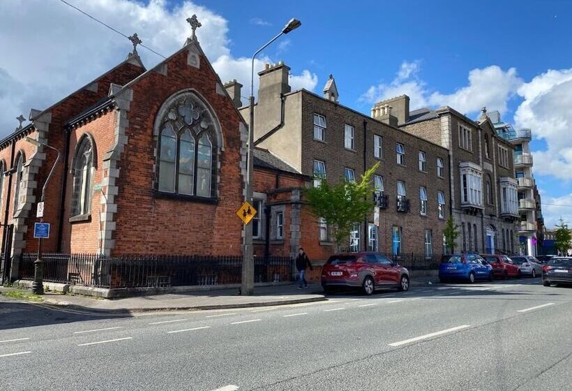 Leevin Hostel Mountjoy