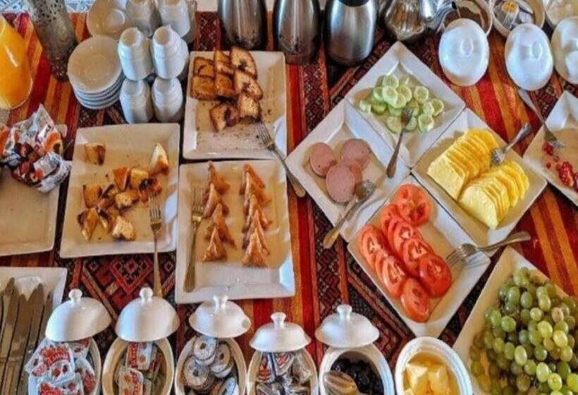 تختخواب و صبحانه Best Desert Luxury Camp