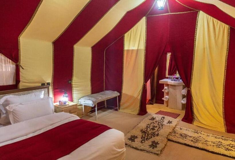تختخواب و صبحانه Best Desert Luxury Camp
