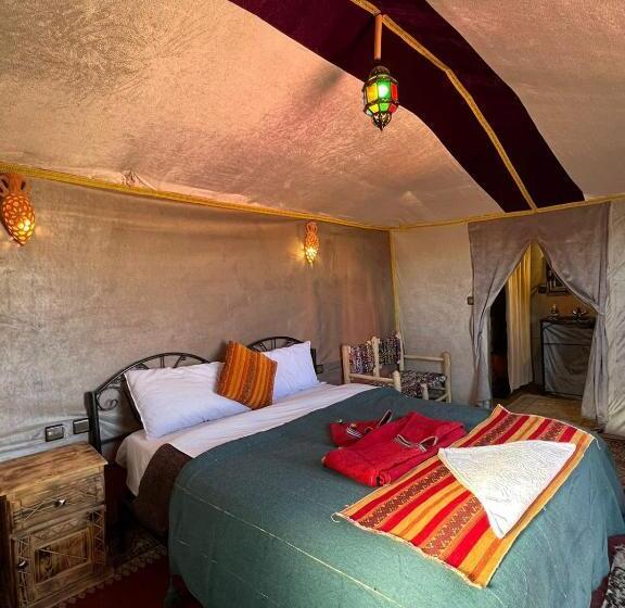 تختخواب و صبحانه Best Desert Luxury Camp