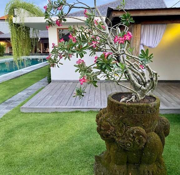 Bed and Breakfast Villa Karma Kama