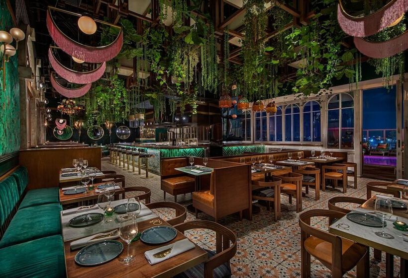 فندق Moxy Downtown Los Angeles