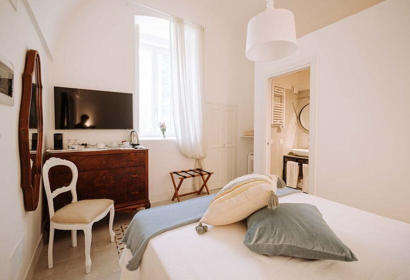 تختخواب و صبحانه Villa Sardella