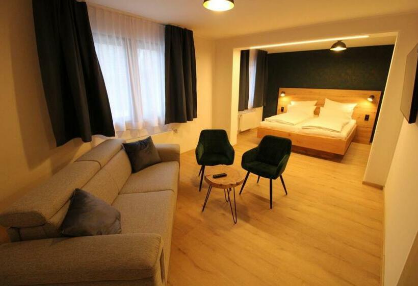 Hotel Der Hirsch