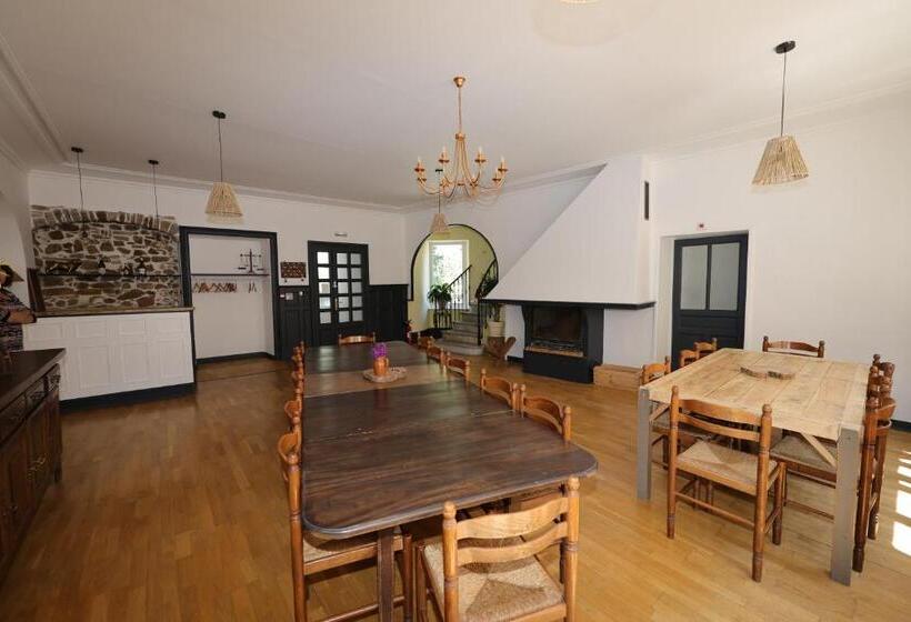 膳宿费 Gîte Ancien Hôtel Du Larzac