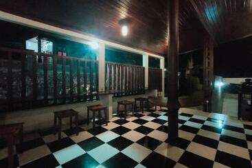 پانسیون Lo Sari Bungalow
