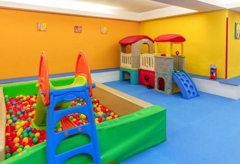 Cronwell Platamon Resort