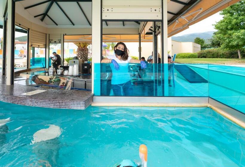 Cronwell Platamon Resort