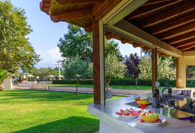 Cronwell Platamon Resort