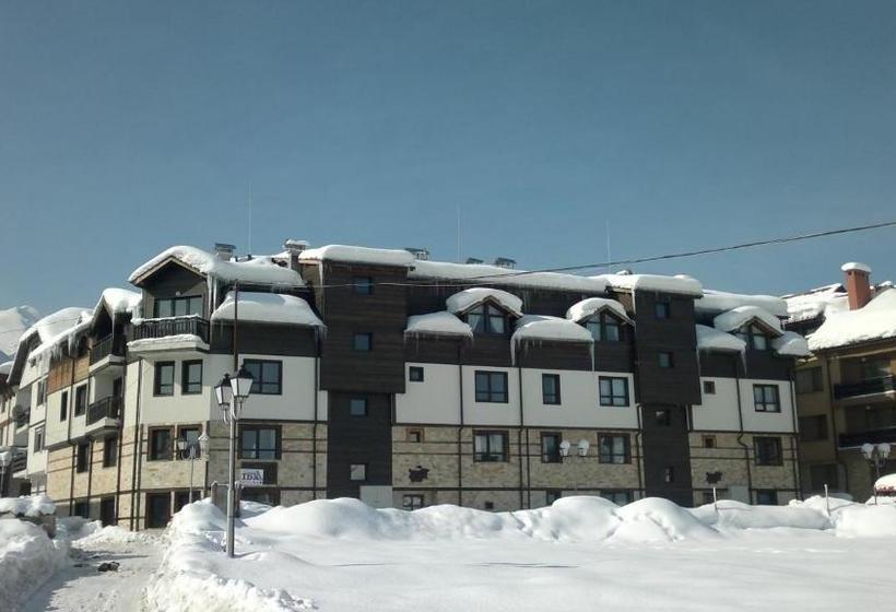 Gondola Apartments & Suites