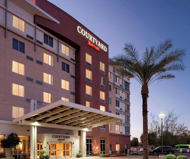 فندق Courtyard Phoenix Chandler/fashion Center