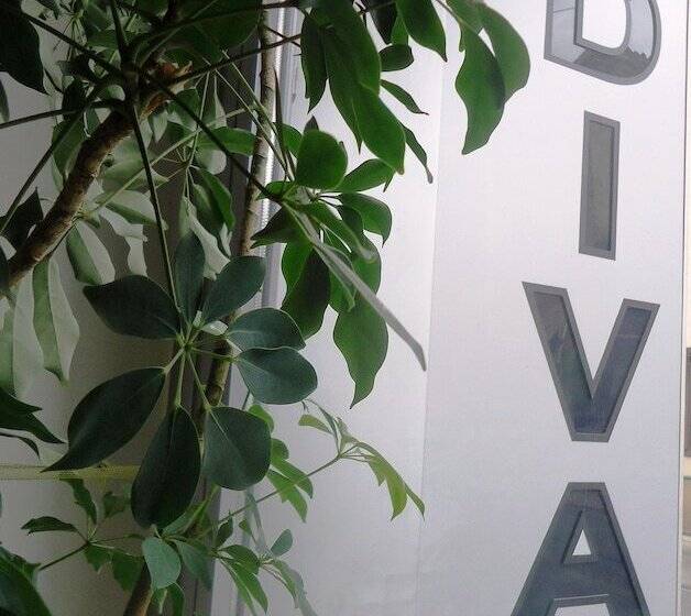 Fotos del hotel Divan:  41
