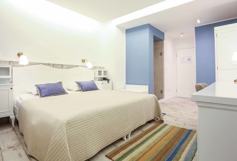 Fotos del hotel Divan:  11