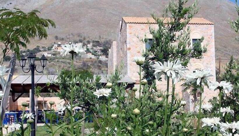 בית מלון כפרי Ktima Karageorgou