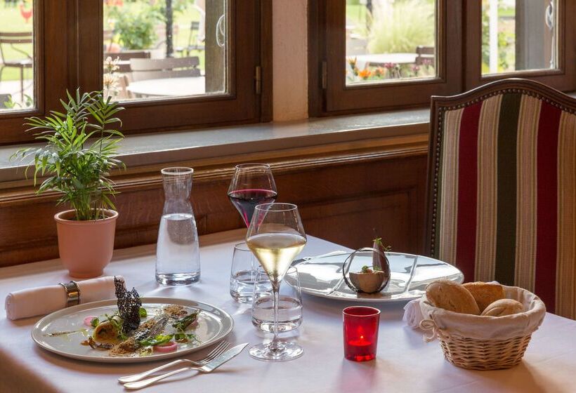 호텔 L Orée Des Chênes, The Originals Relais
