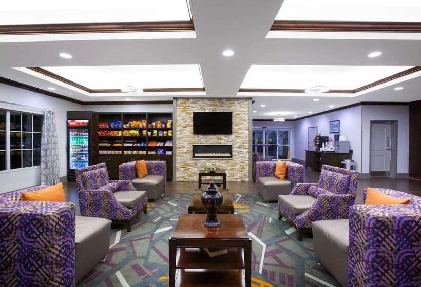 هتل La Quinta By Wyndham Tupelo