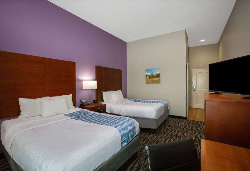 هتل La Quinta By Wyndham Tupelo