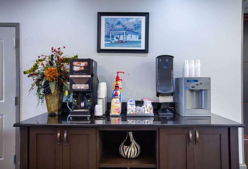 هتل La Quinta By Wyndham Tupelo