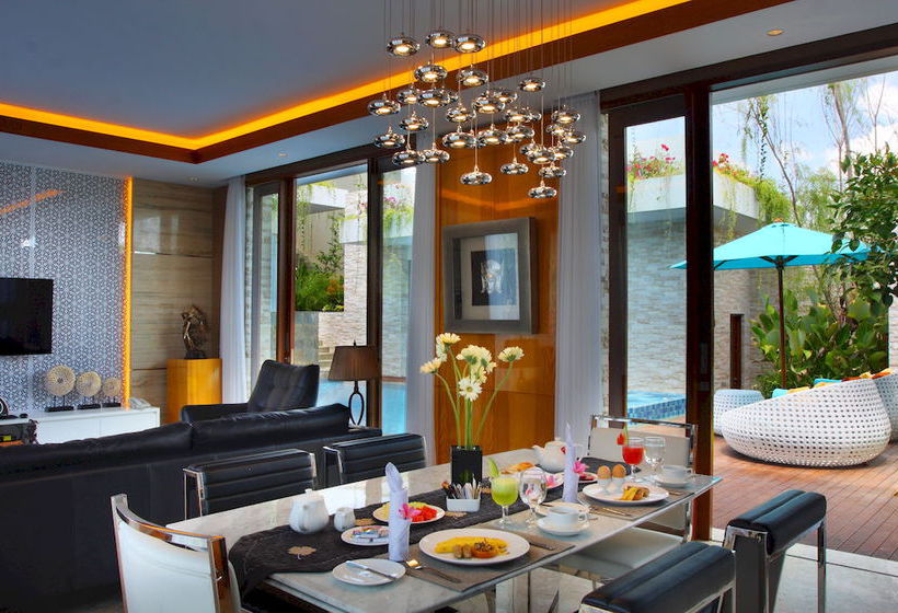 Majestic Point Villas