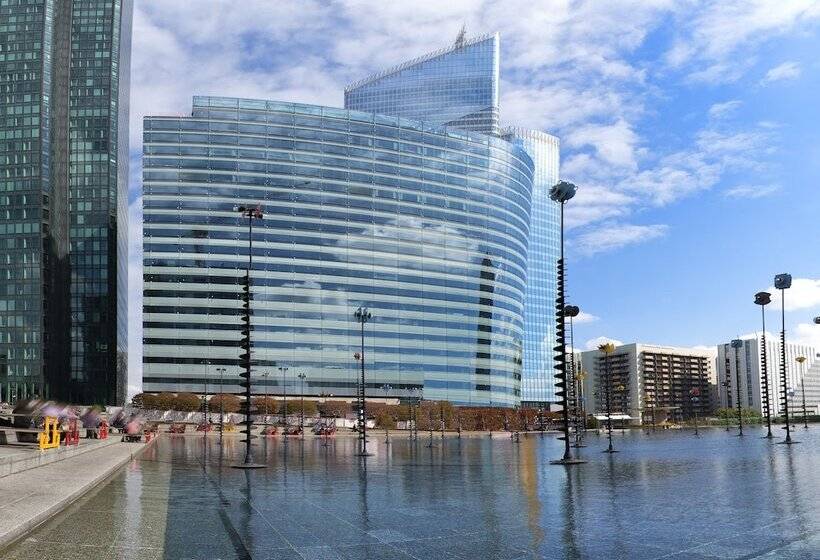 هتل Melia Paris La Defense