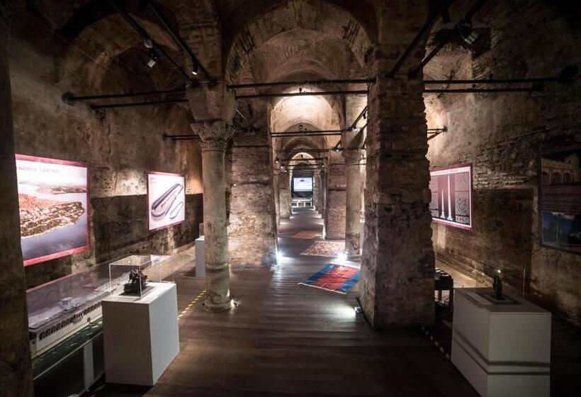 Fotos del hotel Sarnic Hotel & Sarnic Premier Hotel(ottoman Mansion):  29