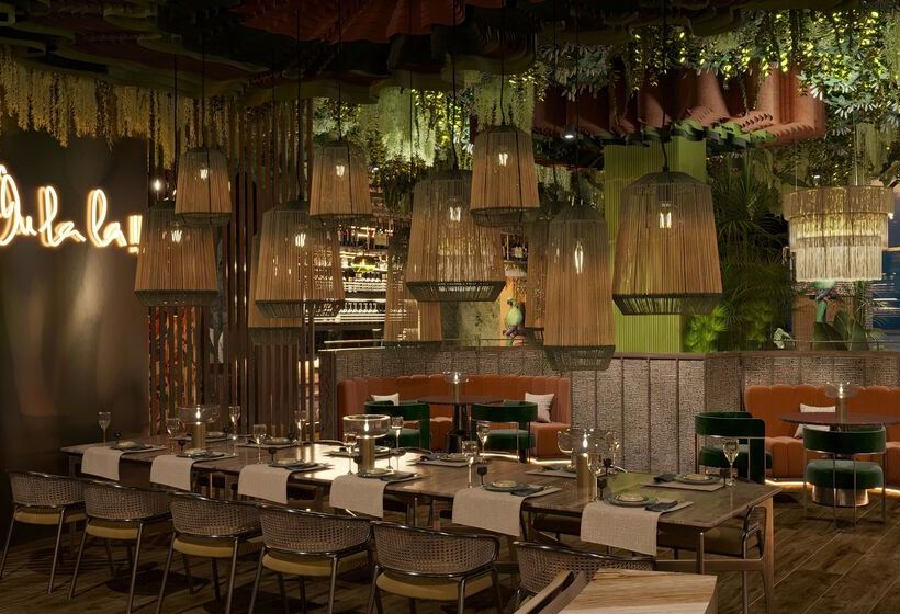 בית מלון כפרי Soho Beach Club  All Inclusive