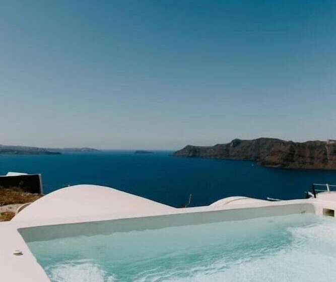 هتل Spitia Santorini Villa Collection