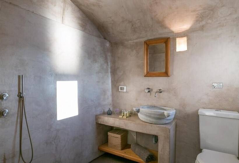 هتل Spitia Santorini Villa Collection