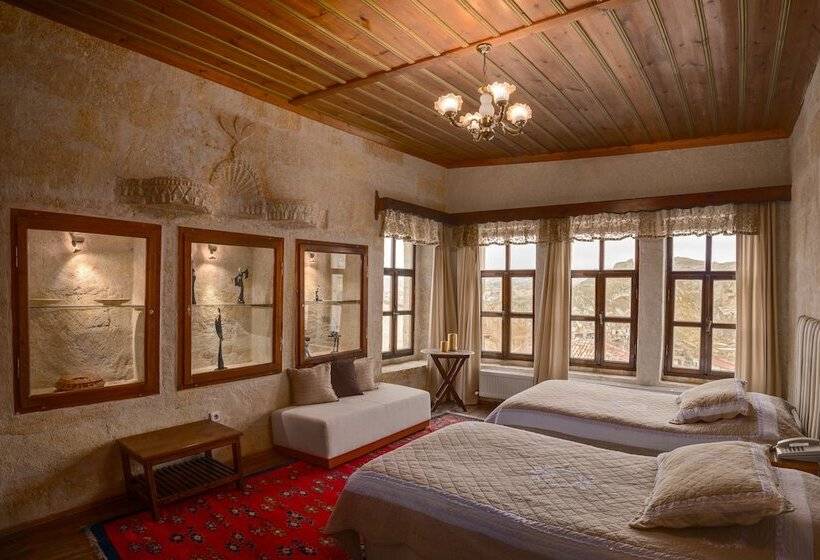 هتل Temenni Evi