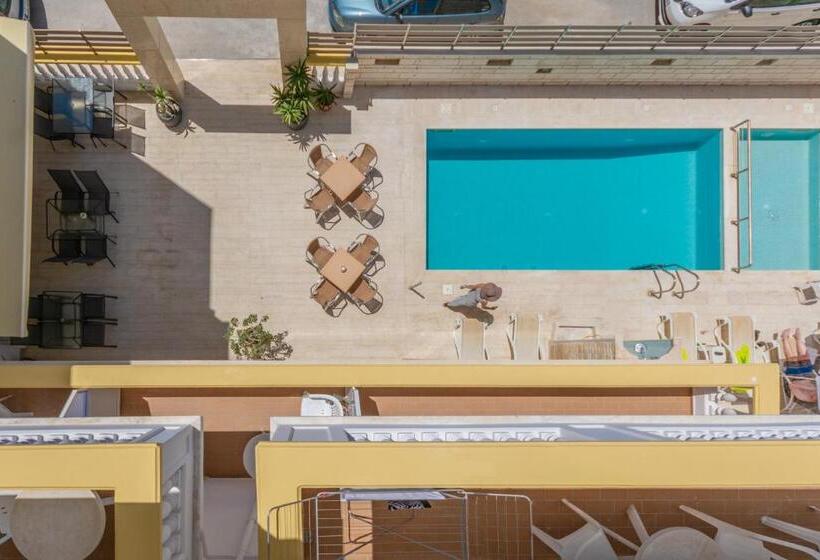 Irini Apartments