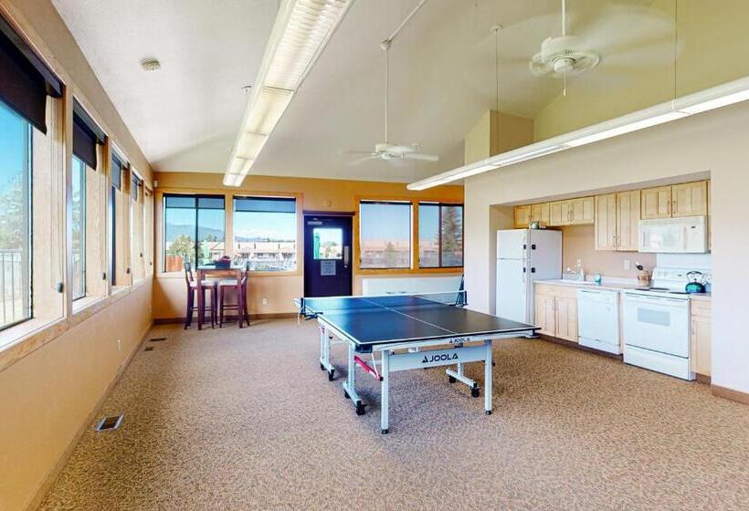 Meadowridge Resort