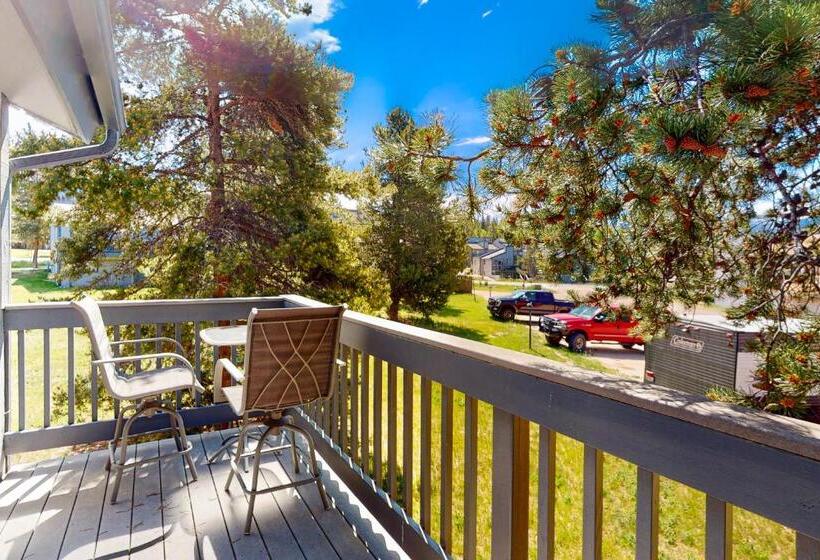 Meadowridge Resort