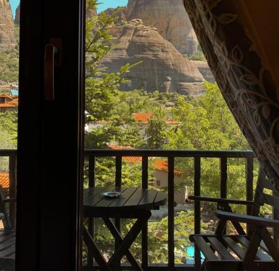 پانسیون Elena Guesthouse