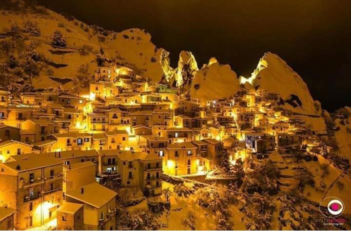 تختخواب و صبحانه Il Gelsomino