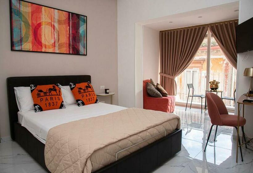 تختخواب و صبحانه Maison S