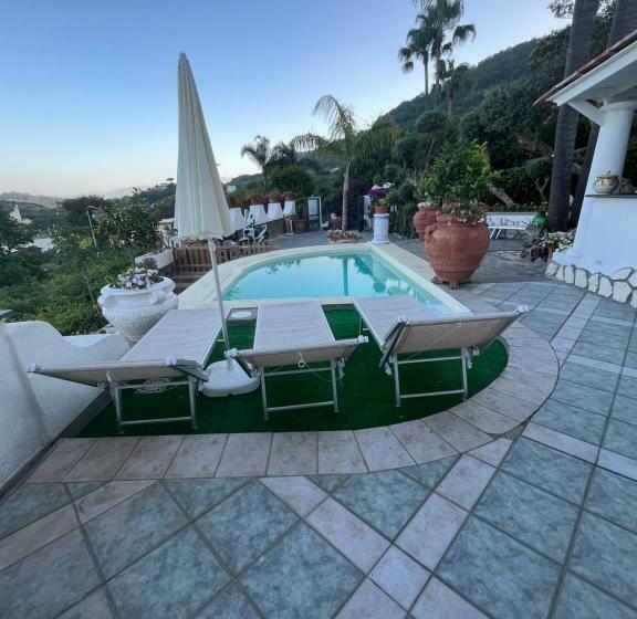 تختخواب و صبحانه Relais Villa Ettore