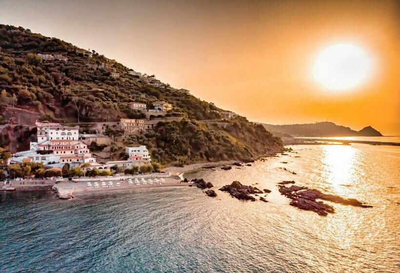 هتل Albergo Baia Verde