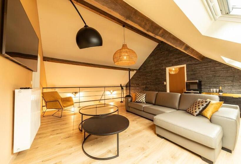 هتل La Grenouille   Suite De Luxe & Welness Privatif